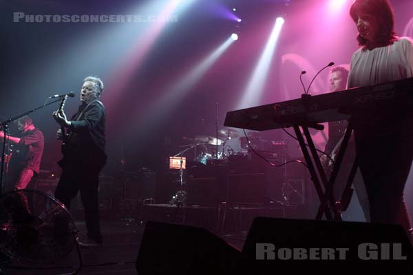 NEW ORDER - 2011-10-18 - PARIS - Le Bataclan - 